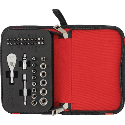 Hylsnyckelsats 1/4" mm MILWAUKEE med spärrskaft Kompakt